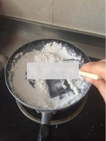 冰皮月饼怎么做，冰皮月饼怎么做好吃，冰皮月饼做法