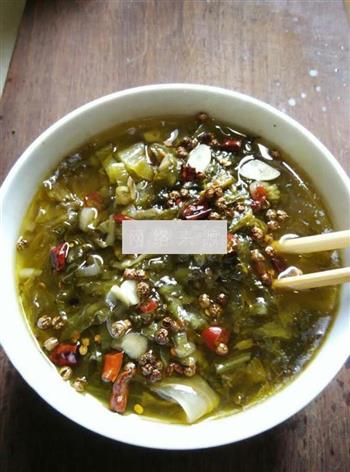 酸菜米线怎么做，酸菜米线怎么做好吃，酸菜米线做法