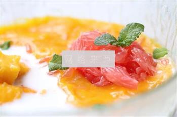 杨枝甘露怎么做，杨枝甘露怎么做好吃，杨枝甘露做法