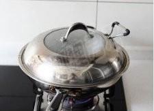油焖虾怎么做，油焖虾怎么做好吃，油焖虾做法
