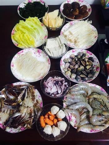 部队火锅—海鲜豪华版怎么做，部队火锅—海鲜豪华版怎么做好吃，部队火锅—海鲜豪华版做法