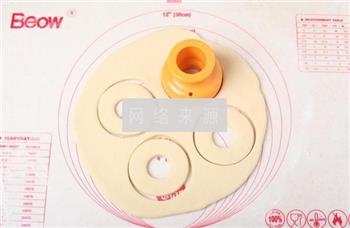 可爱美味甜甜圈怎么做，可爱美味甜甜圈怎么做好吃，可爱美味甜甜圈做法