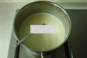 柠檬奶冻怎么做，柠檬奶冻怎么做好吃，柠檬奶冻做法