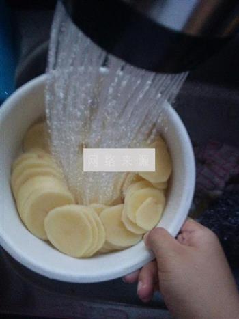 香辣薯片怎么做，香辣薯片怎么做好吃，香辣薯片做法