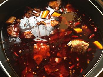 清油排骨火锅底怎么做，清油排骨火锅底怎么做好吃，清油排骨火锅底做法