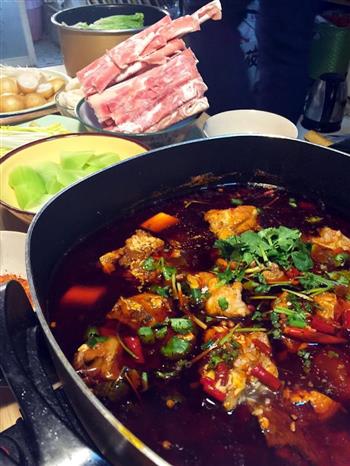 清油排骨火锅底怎么做，清油排骨火锅底怎么做好吃，清油排骨火锅底做法