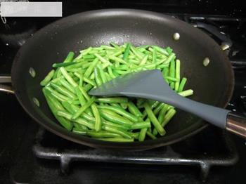 四季豆烧土豆怎么做，四季豆烧土豆怎么做好吃，四季豆烧土豆做法