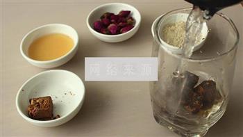 清爽红糖凉粉怎么做，清爽红糖凉粉怎么做好吃，清爽红糖凉粉做法