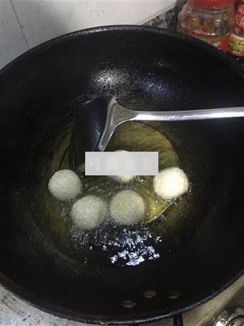 芝麻丸怎么做，芝麻丸怎么做好吃，芝麻丸做法