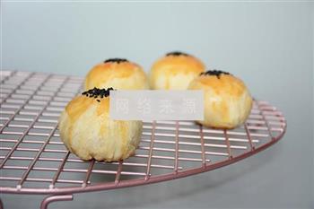 蛋黄酥怎么做，蛋黄酥怎么做好吃，蛋黄酥做法