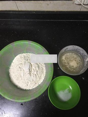 培根火腿披萨怎么做，培根火腿披萨怎么做好吃，培根火腿披萨做法