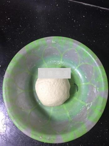 培根火腿披萨怎么做，培根火腿披萨怎么做好吃，培根火腿披萨做法