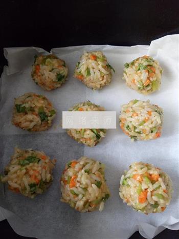米饭丸子怎么做，米饭丸子怎么做好吃，米饭丸子做法