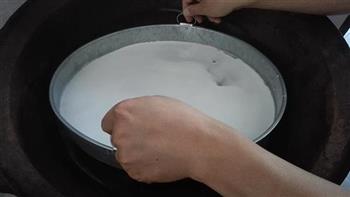 七彩凉皮怎么做，七彩凉皮怎么做好吃，七彩凉皮做法