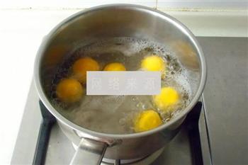 南瓜黑芝麻汤圆怎么做，南瓜黑芝麻汤圆怎么做好吃，南瓜黑芝麻汤圆做法