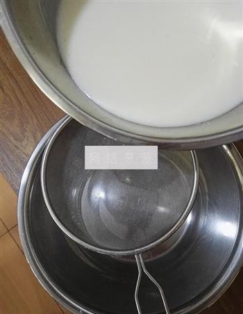 冰皮白豆沙月饼怎么做，冰皮白豆沙月饼怎么做好吃，冰皮白豆沙月饼做法