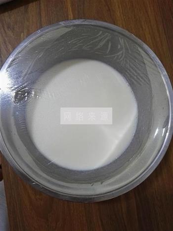 冰皮白豆沙月饼怎么做，冰皮白豆沙月饼怎么做好吃，冰皮白豆沙月饼做法