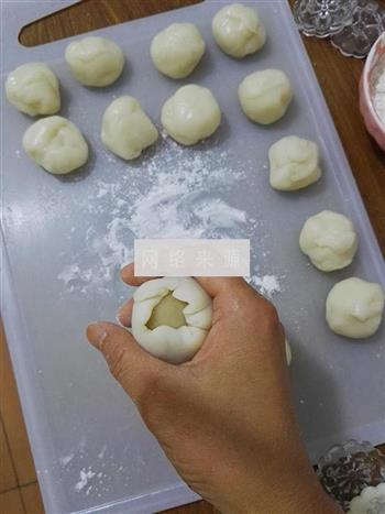 冰皮白豆沙月饼怎么做，冰皮白豆沙月饼怎么做好吃，冰皮白豆沙月饼做法
