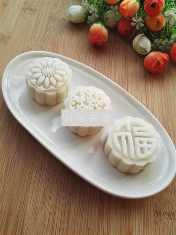 冰皮白豆沙月饼怎么做，冰皮白豆沙月饼怎么做好吃，冰皮白豆沙月饼做法