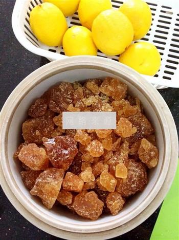 陈皮冰糖炖柠檬怎么做，陈皮冰糖炖柠檬怎么做好吃，陈皮冰糖炖柠檬做法