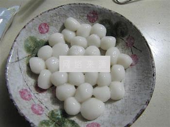 红豆沙酒酿丸子怎么做，红豆沙酒酿丸子怎么做好吃，红豆沙酒酿丸子做法