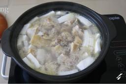 椰子鸡火锅怎么做，椰子鸡火锅怎么做好吃，椰子鸡火锅做法