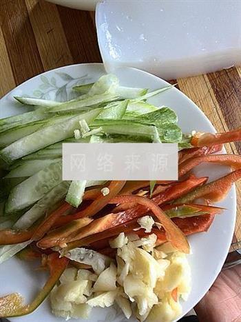 零厨艺-自制豌豆粉皮怎么做，零厨艺-自制豌豆粉皮怎么做好吃，零厨艺-自制豌豆粉皮做法
