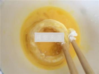 酥香鱿鱼圈怎么做，酥香鱿鱼圈怎么做好吃，酥香鱿鱼圈做法
