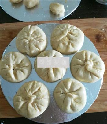 平底锅酥皮月饼怎么做，平底锅酥皮月饼怎么做好吃，平底锅酥皮月饼做法