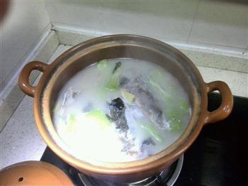 佛手瓜、鱼头汤怎么做，佛手瓜、鱼头汤怎么做好吃，佛手瓜、鱼头汤做法