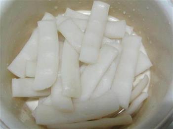 鲜美的家常火锅年糕怎么做，鲜美的家常火锅年糕怎么做好吃，鲜美的家常火锅年糕做法