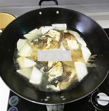 鱼头浓汤火锅怎么做，鱼头浓汤火锅怎么做好吃，鱼头浓汤火锅做法