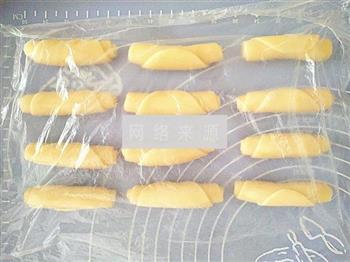 红豆沙蛋黄酥怎么做，红豆沙蛋黄酥怎么做好吃，红豆沙蛋黄酥做法