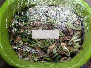 自制熏鱼干怎么做，自制熏鱼干怎么做好吃，自制熏鱼干做法