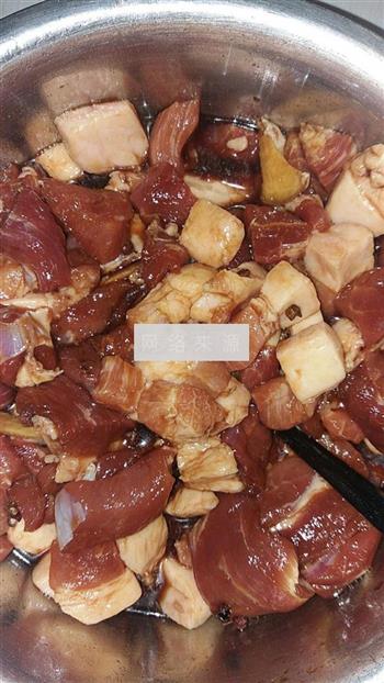 玉米猪肉肠怎么做，玉米猪肉肠怎么做好吃，玉米猪肉肠做法
