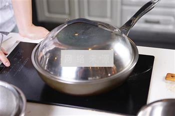 黄焖鸡米饭怎么做，黄焖鸡米饭怎么做好吃，黄焖鸡米饭做法
