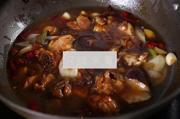 黄焖鸡米饭怎么做，黄焖鸡米饭怎么做好吃，黄焖鸡米饭做法