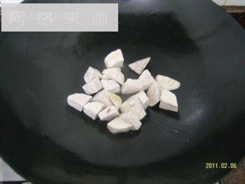 蒜香芋头茼蒿怎么做，蒜香芋头茼蒿怎么做好吃，蒜香芋头茼蒿做法