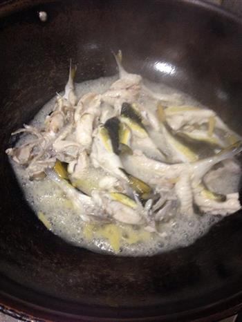 黄豆酱焖河豚怎么做，黄豆酱焖河豚怎么做好吃，黄豆酱焖河豚做法