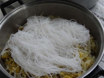 白肉酸菜火锅怎么做，白肉酸菜火锅怎么做好吃，白肉酸菜火锅做法