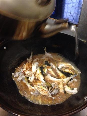 黄豆酱焖河豚怎么做，黄豆酱焖河豚怎么做好吃，黄豆酱焖河豚做法