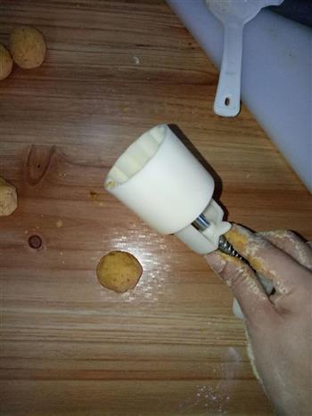 红薯糕怎么做，红薯糕怎么做好吃，红薯糕做法