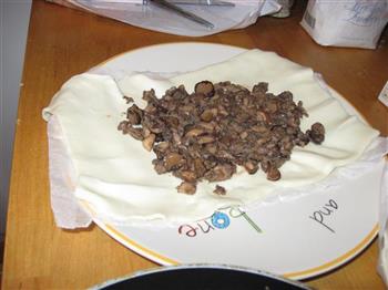 威灵顿烤牛肉怎么做，威灵顿烤牛肉怎么做好吃，威灵顿烤牛肉做法