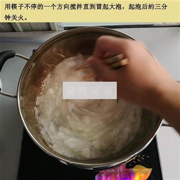 绿豆凉粉怎么做，绿豆凉粉怎么做好吃，绿豆凉粉做法