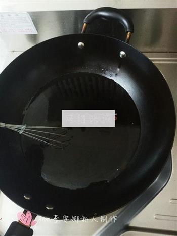 蜜汁黑凉粉怎么做，蜜汁黑凉粉怎么做好吃，蜜汁黑凉粉做法