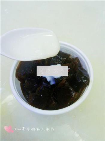 蜜汁黑凉粉怎么做，蜜汁黑凉粉怎么做好吃，蜜汁黑凉粉做法