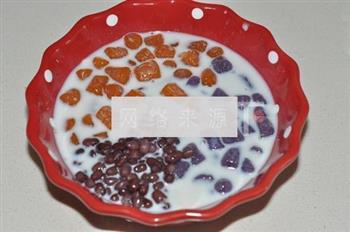 椰奶芋圆怎么做，椰奶芋圆怎么做好吃，椰奶芋圆做法