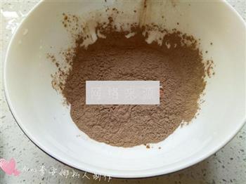 蜜汁黑凉粉怎么做，蜜汁黑凉粉怎么做好吃，蜜汁黑凉粉做法