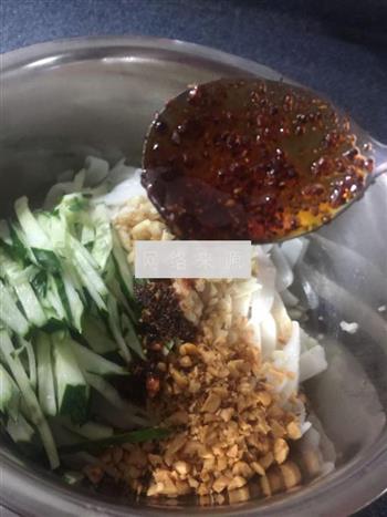 自制米皮怎么做，自制米皮怎么做好吃，自制米皮做法