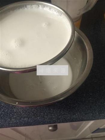 自制米皮怎么做，自制米皮怎么做好吃，自制米皮做法